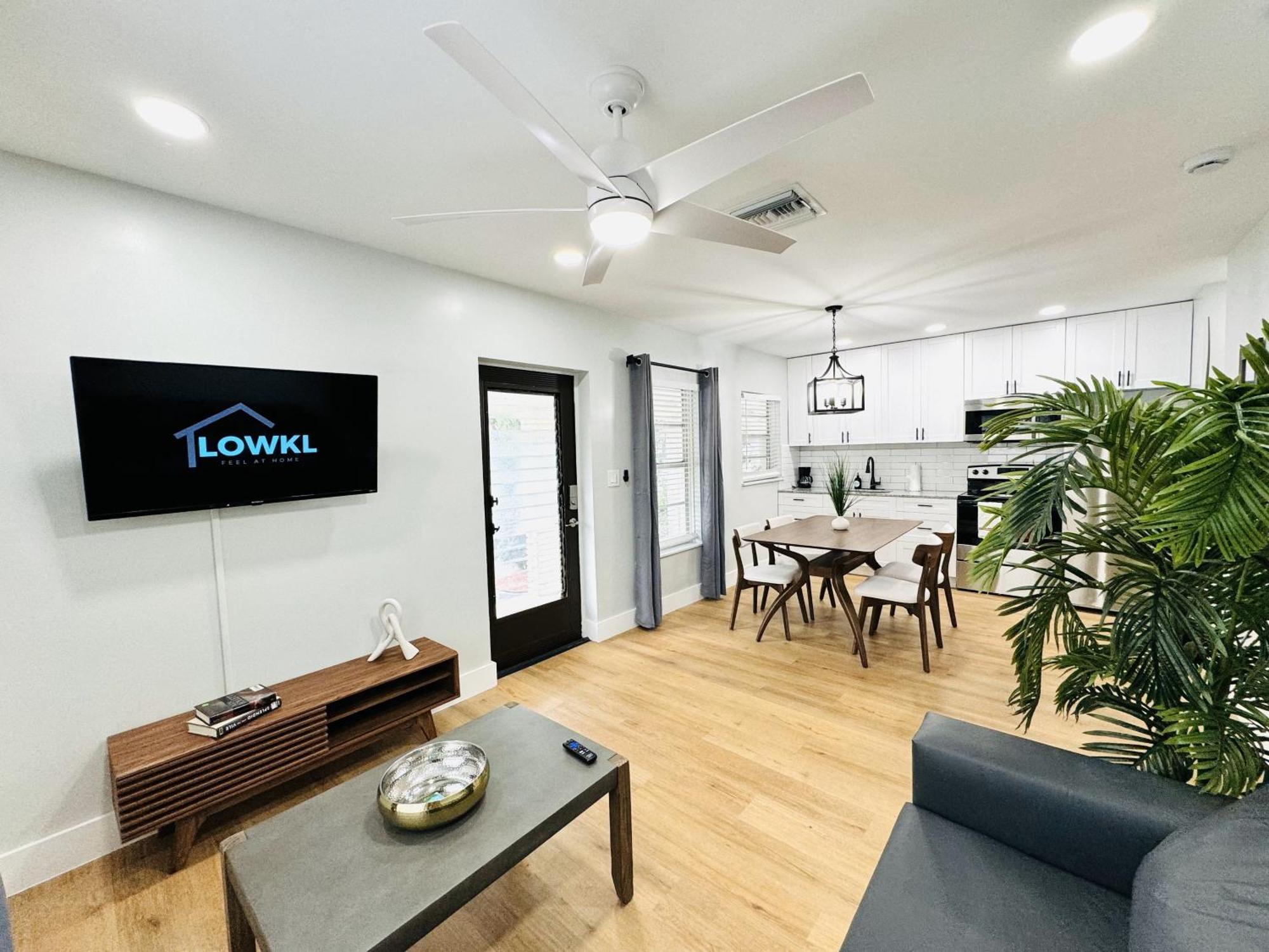 Progresso Apartments & Homes By Lowkl フォート・ローダーデール エクステリア 写真