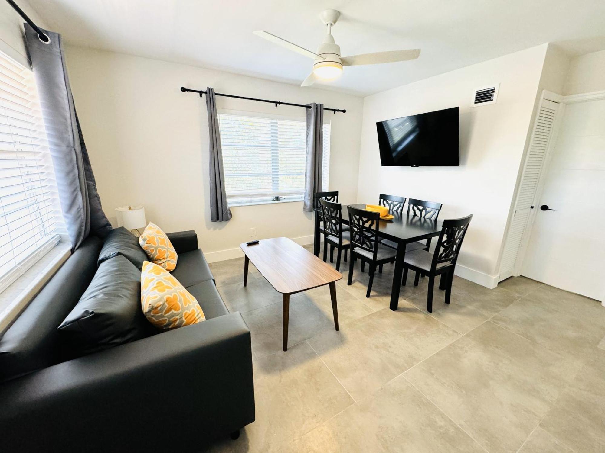 Progresso Apartments & Homes By Lowkl フォート・ローダーデール エクステリア 写真